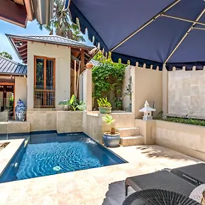 Paradiso Pavilion - An Intimate Bali-style Haven , Port Douglas Australia